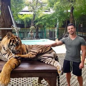 Meet your Posher, Ali